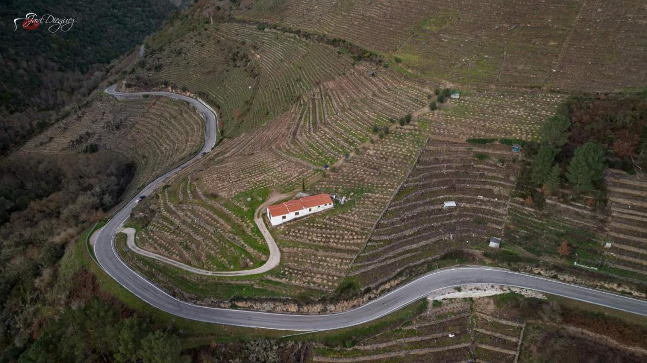 Fogar Rivoira Sacrata Castro Caldelas Buitenkant foto